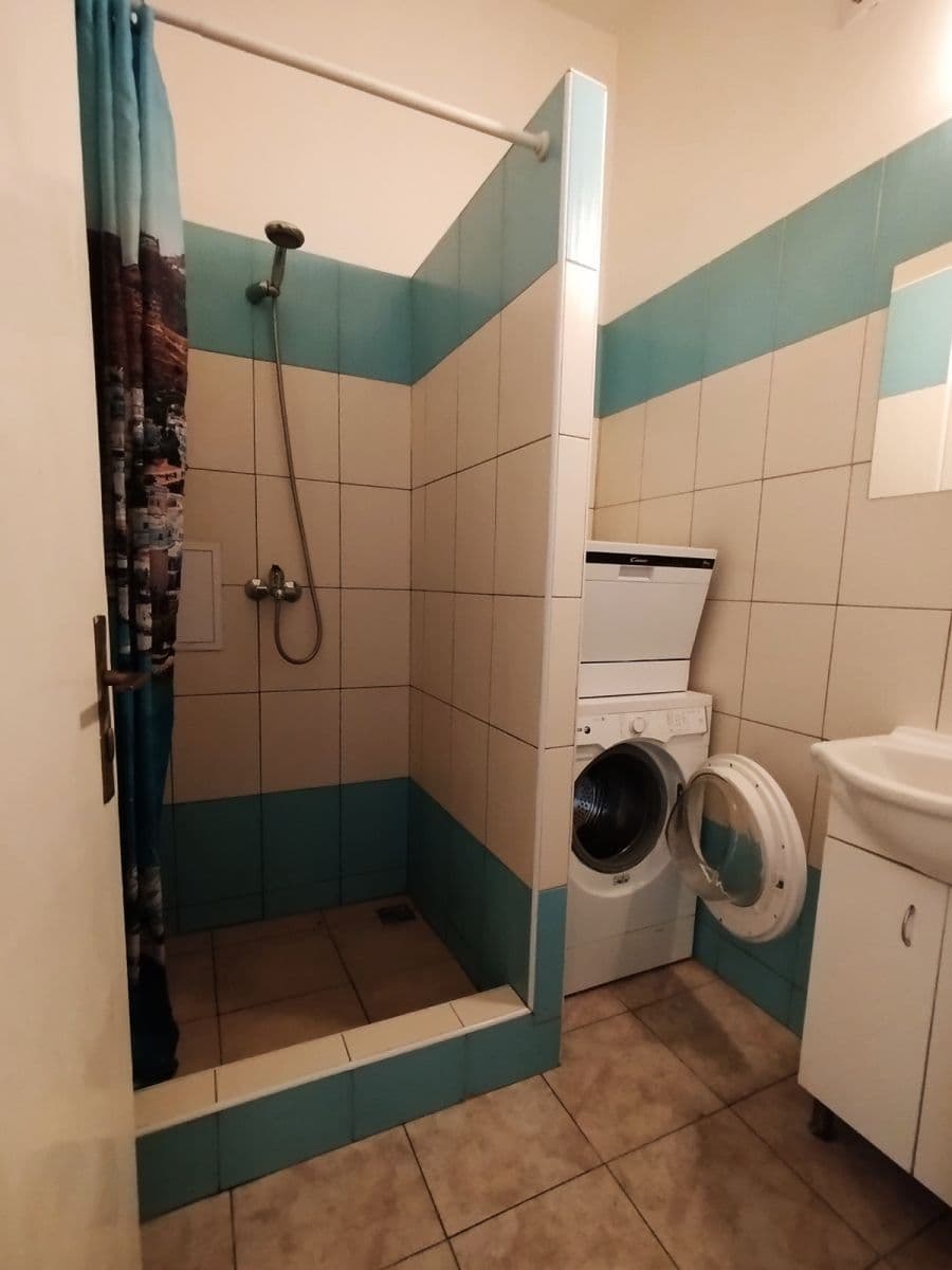 Studio flat to rent, 29 m², Baranova, Prague, Prague Studio flat to rent, 29 m², Baranova, Prague, Prague