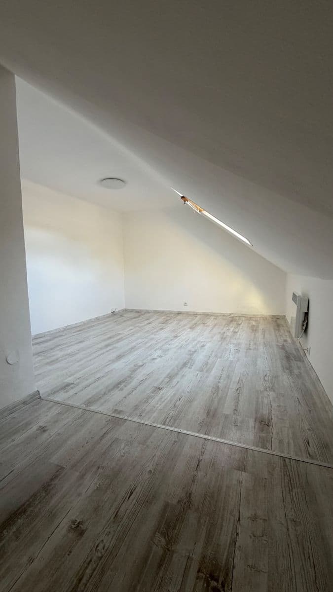 2 bedroom flat to rent, 62 m², Svobody, Liberec, Liberecký Region 2 bedroom flat to rent, 62 m², Svobody, Liberec, Liberecký Region