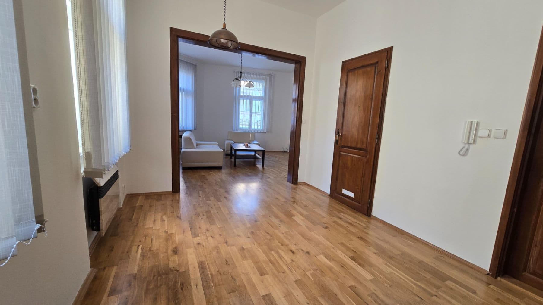2 bedroom with open-plan kitchen flat to rent, 67 m², Koubkova, Prague, Prague 2 bedroom with open-plan kitchen flat to rent, 67 m², Koubkova, Prague, Prague