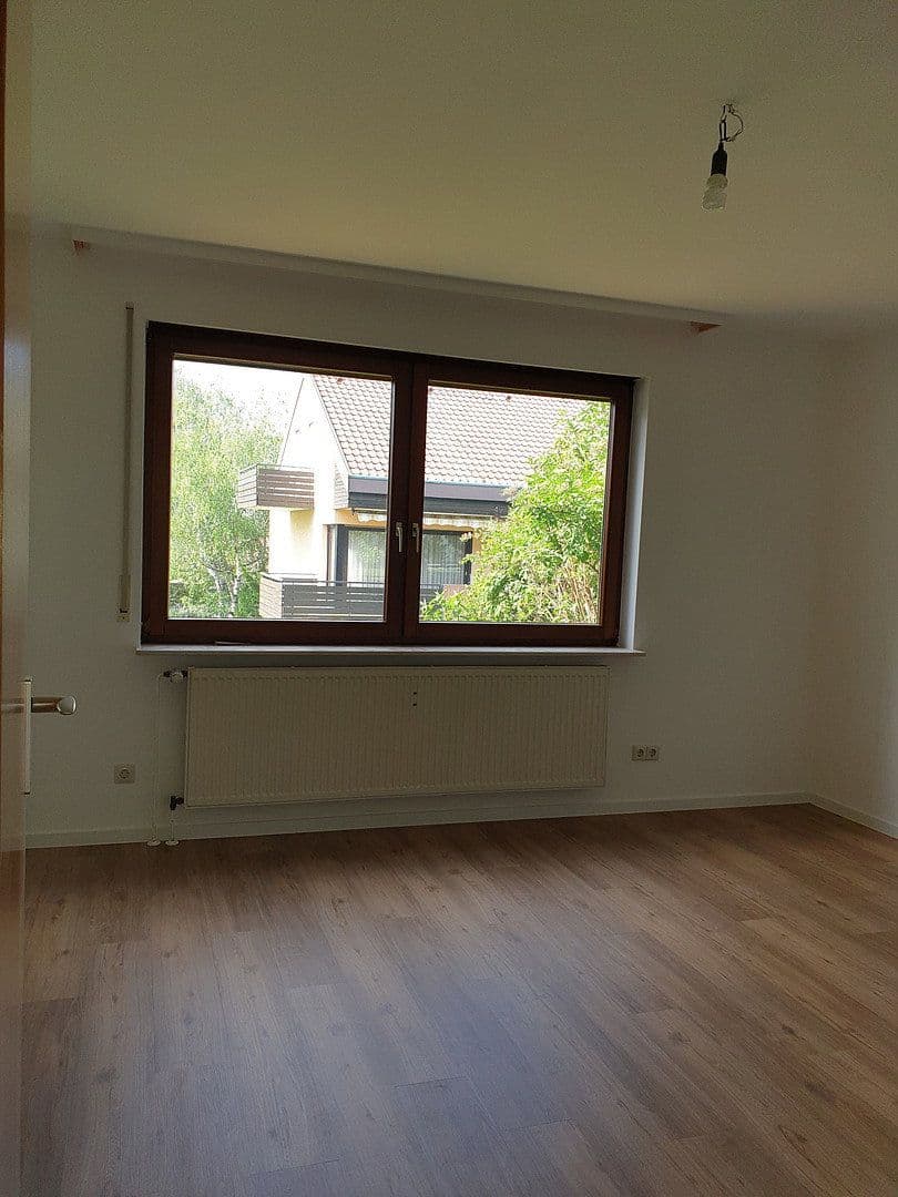 2 bedroom with open-plan kitchen flat to rent, 115 m², Obertorstr. 7, Gerlingen, Baden-Württemberg 2 bedroom with open-plan kitchen flat to rent, 115 m², Obertorstr. 7, Gerlingen, Baden-Württemberg
