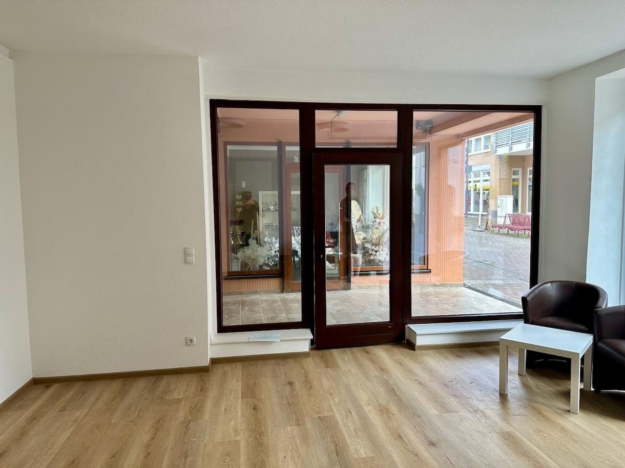 office to rent, 49 m², Bachstrasse 55, Bendorf, Rhineland-Palatinate office to rent, 49 m², Bachstrasse 55, Bendorf, Rhineland-Palatinate