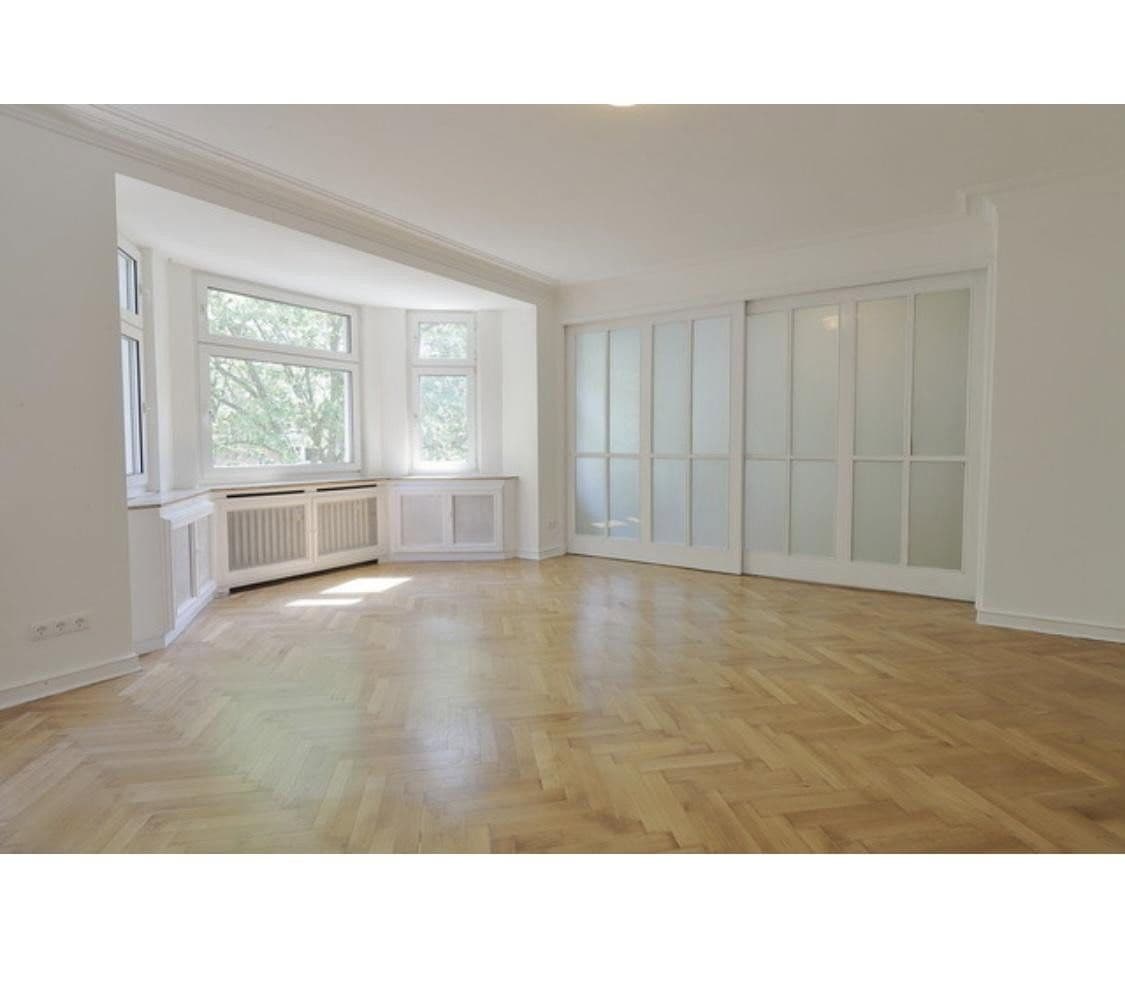 6 bedroom flat to rent, 196 m², Düsseldorf, North Rhine-Westphalia 6 bedroom flat to rent, 196 m², Düsseldorf, North Rhine-Westphalia