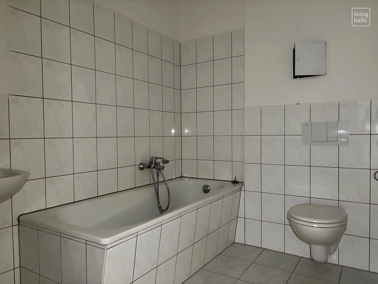3 bedroom flat to rent, 70 m², Ernst-Kromayer-Straße 11, Halle, Saxony-Anhalt 3 bedroom flat to rent, 70 m², Ernst-Kromayer-Straße 11, Halle, Saxony-Anhalt