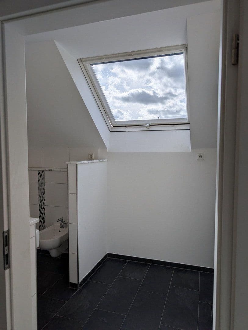 2 bedroom flat to rent, 120 m², Wuppertal, North Rhine-Westphalia 2 bedroom flat to rent, 120 m², Wuppertal, North Rhine-Westphalia