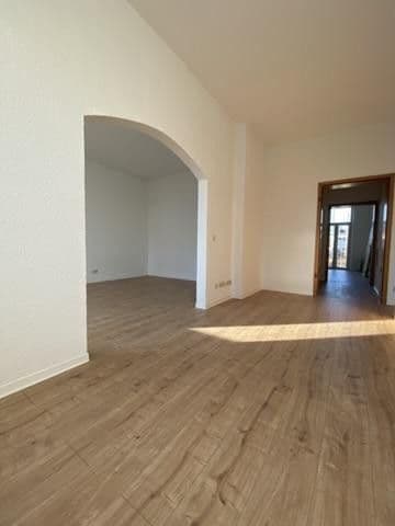 1 bedroom with open-plan kitchen flat to rent, 94 m², Hof, Bavaria 1 bedroom with open-plan kitchen flat to rent, 94 m², Hof, Bavaria