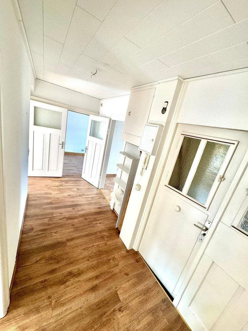 1 bedroom with open-plan kitchen flat to rent, 70 m², Schwarzenberger Str. 75, Aue-Bad Schlema, Saxony 1 bedroom with open-plan kitchen flat to rent, 70 m², Schwarzenberger Str. 75, Aue-Bad Schlema, Saxony