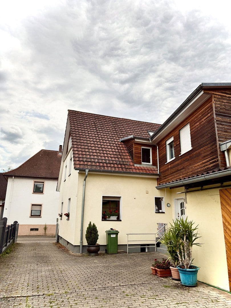 house for sale, 169 m², Kelterstraße 20, Walzbachtal, Baden-Württemberg house for sale, 169 m², Kelterstraße 20, Walzbachtal, Baden-Württemberg