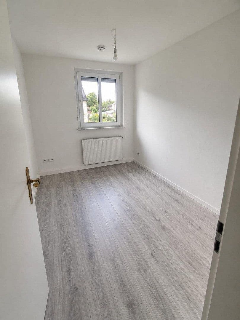 4 bedroom flat to rent, 80 m², Waldkraiburg, Bavaria 4 bedroom flat to rent, 80 m², Waldkraiburg, Bavaria