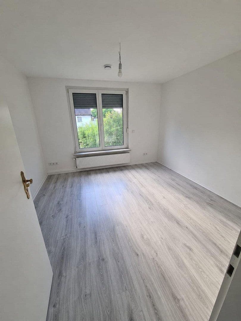 4 bedroom flat to rent, 80 m², Waldkraiburg, Bavaria 4 bedroom flat to rent, 80 m², Waldkraiburg, Bavaria