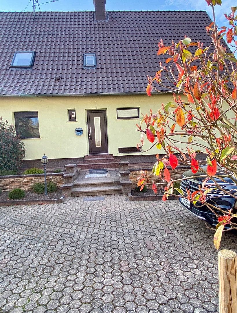 4 bedroom flat to rent, 105 m², Püttlingen, Saarland 4 bedroom flat to rent, 105 m², Püttlingen, Saarland