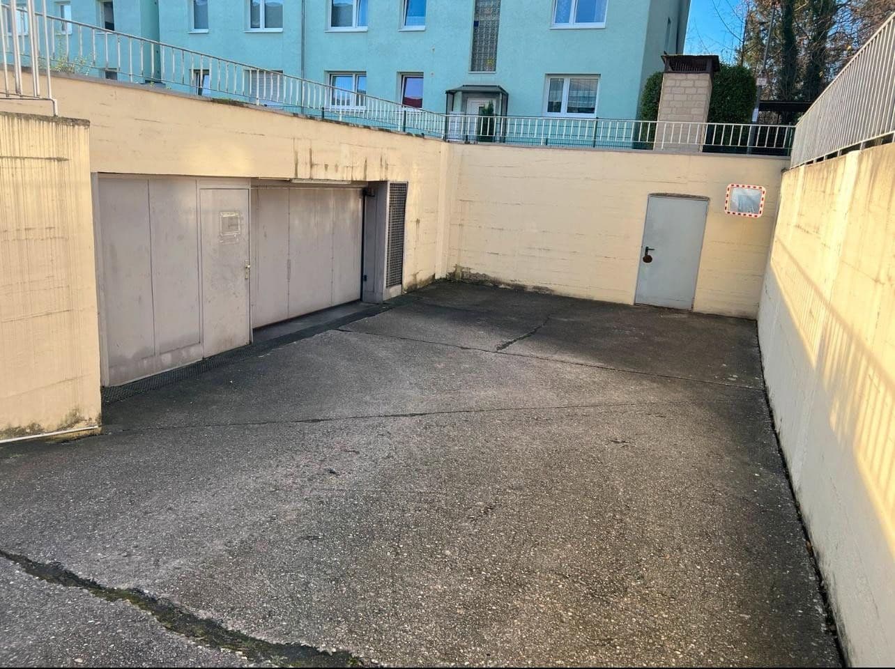 garage to rent, 0 m², Am Urbacher Wall 2-6, Köln, North Rhine-Westphalia garage to rent, 0 m², Am Urbacher Wall 2-6, Köln, North Rhine-Westphalia