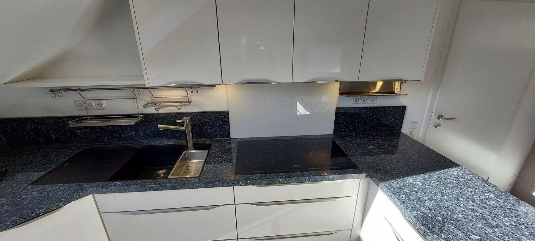 1 bedroom with open-plan kitchen flat to rent, 117 m², Ratingen, North Rhine-Westphalia 1 bedroom with open-plan kitchen flat to rent, 117 m², Ratingen, North Rhine-Westphalia