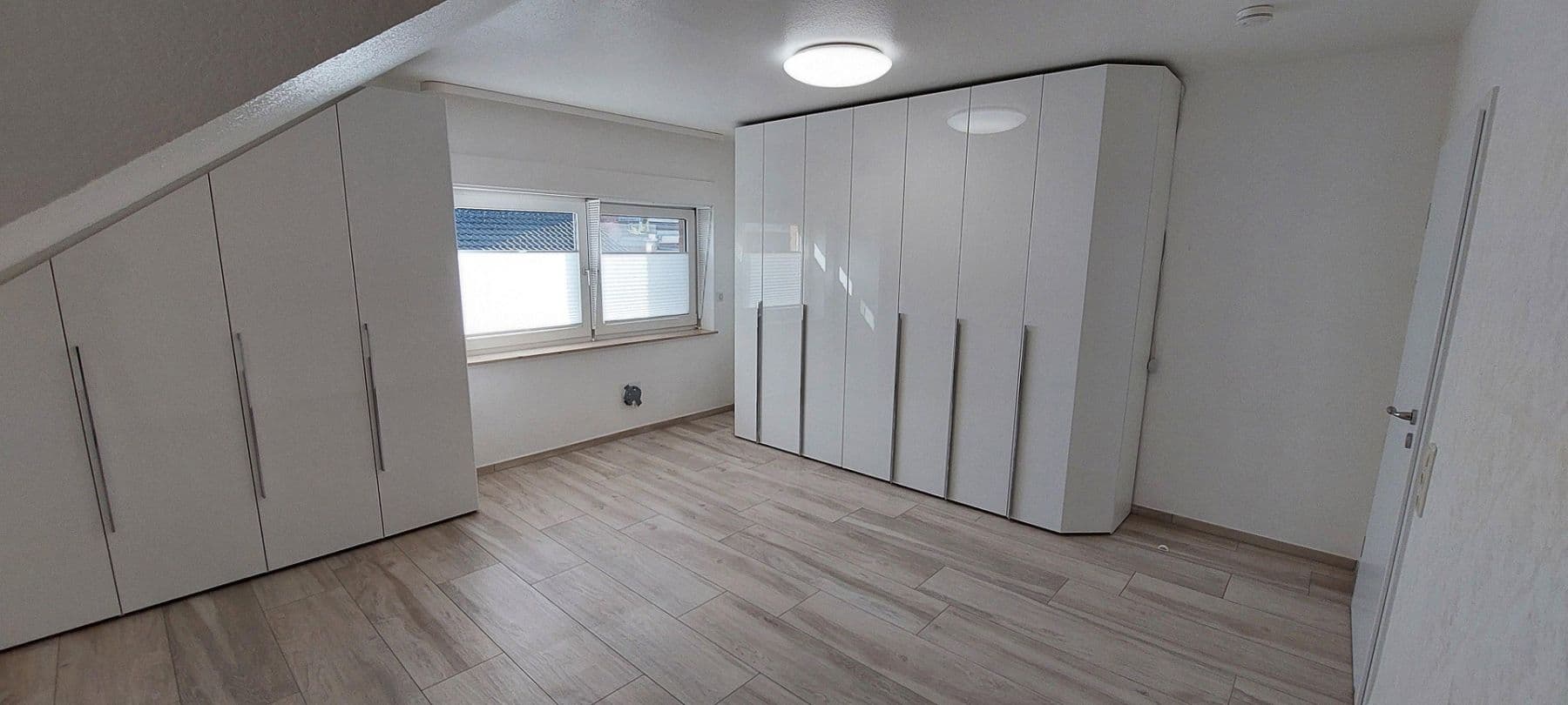 1 bedroom with open-plan kitchen flat to rent, 117 m², Ratingen, North Rhine-Westphalia 1 bedroom with open-plan kitchen flat to rent, 117 m², Ratingen, North Rhine-Westphalia