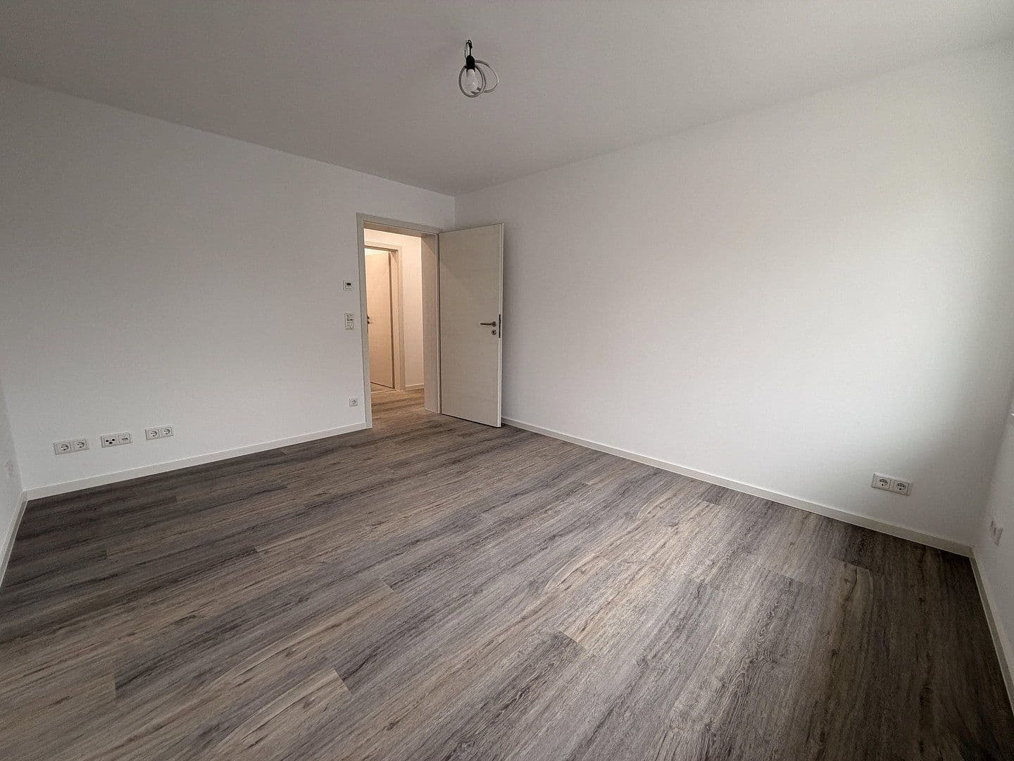 house to rent, 80 m², Römerberg, Rhineland-Palatinate house to rent, 80 m², Römerberg, Rhineland-Palatinate