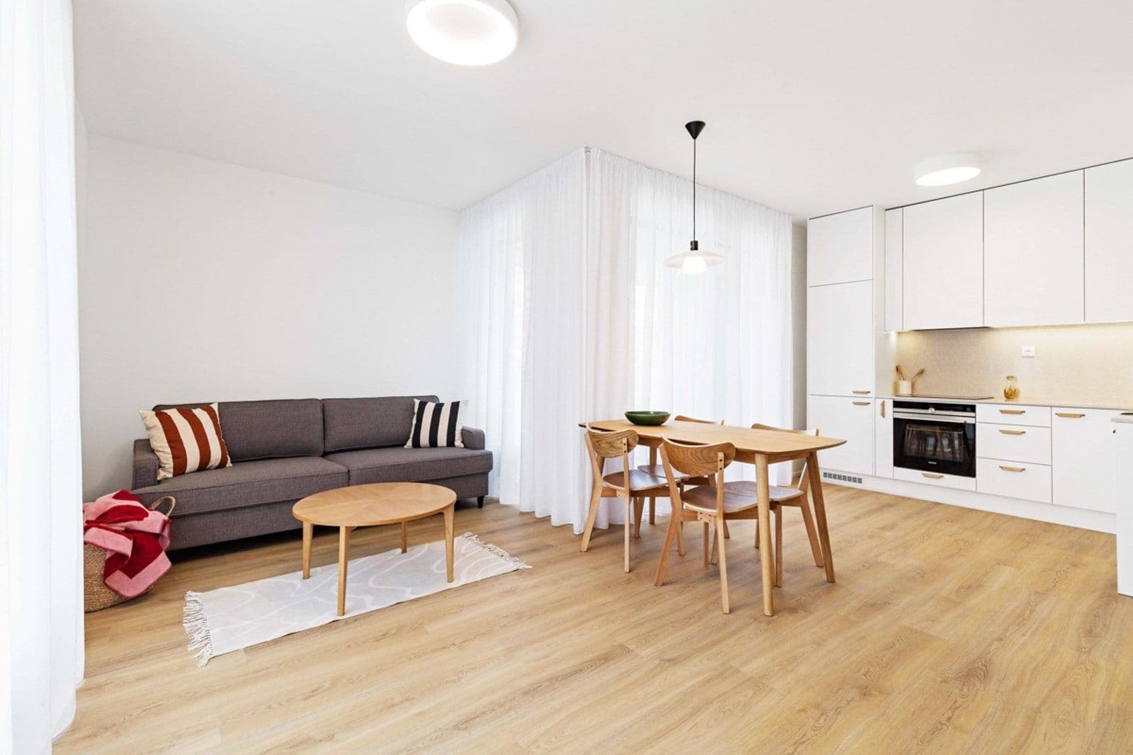 1 bedroom with open-plan kitchen flat to rent, 55 m², Vrbenského, Prague, Prague 1 bedroom with open-plan kitchen flat to rent, 55 m², Vrbenského, Prague, Prague