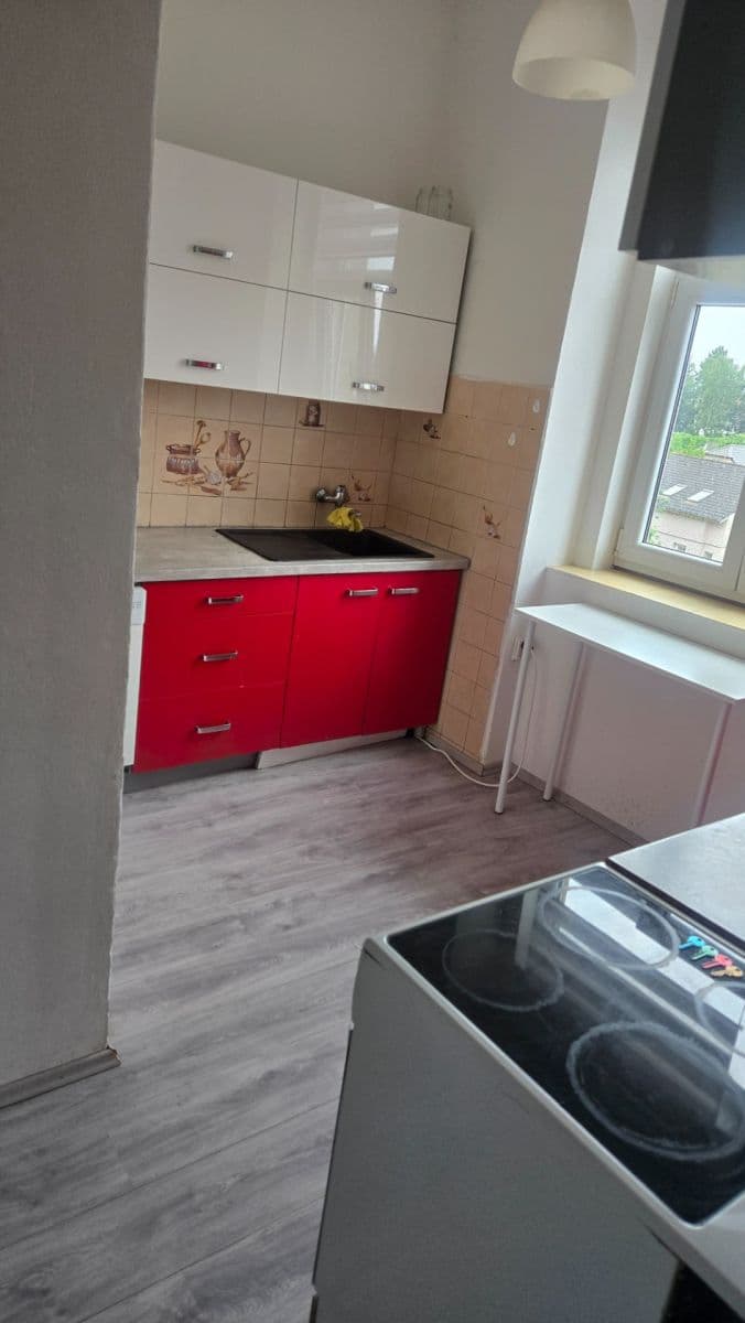 2 bedroom flat to rent, 75 m², náměstí Protifašistických bojovníků, Prague, Prague 2 bedroom flat to rent, 75 m², náměstí Protifašistických bojovníků, Prague, Prague