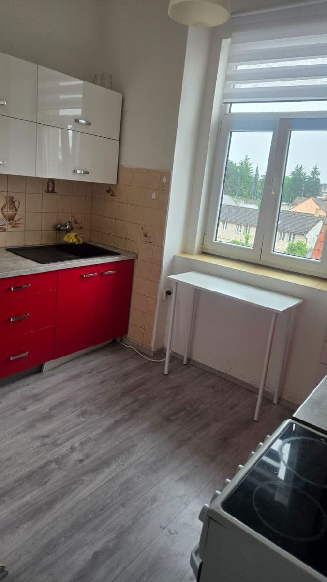 2 bedroom flat to rent, 75 m², náměstí Protifašistických bojovníků, Prague, Prague 2 bedroom flat to rent, 75 m², náměstí Protifašistických bojovníků, Prague, Prague
