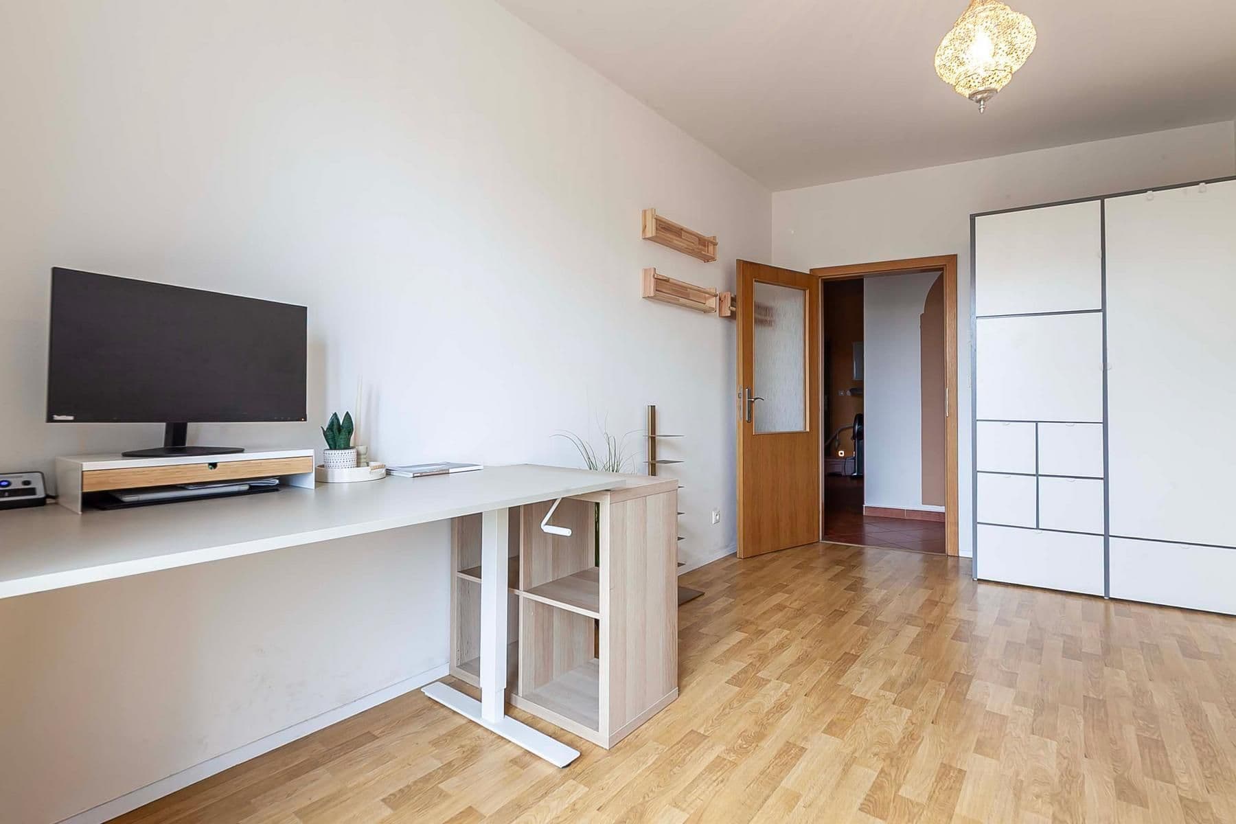 2 bedroom with open-plan kitchen flat for sale, 98 m², Meteorologická, Prague, Prague 2 bedroom with open-plan kitchen flat for sale, 98 m², Meteorologická, Prague, Prague