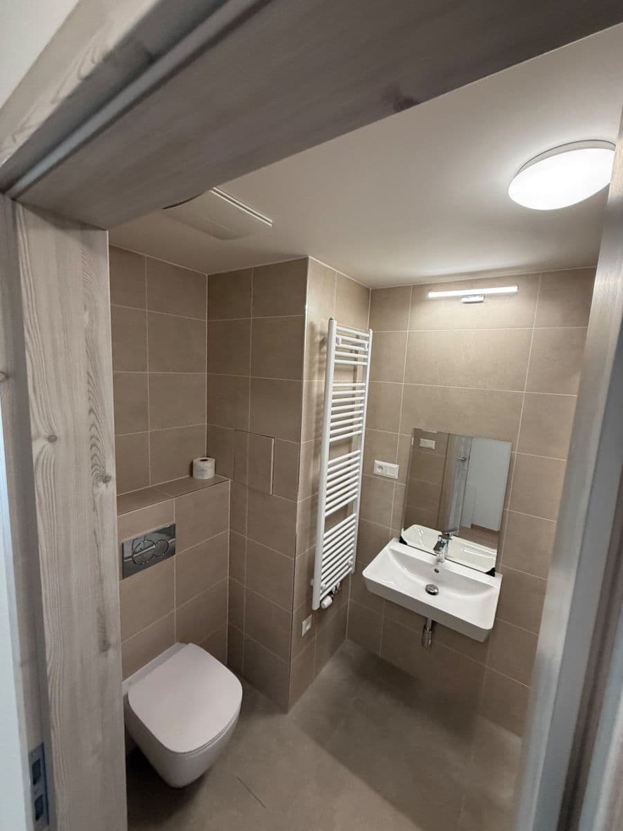 Studio flat to rent, 32 m², Haenkeho, Prague, Prague Studio flat to rent, 32 m², Haenkeho, Prague, Prague