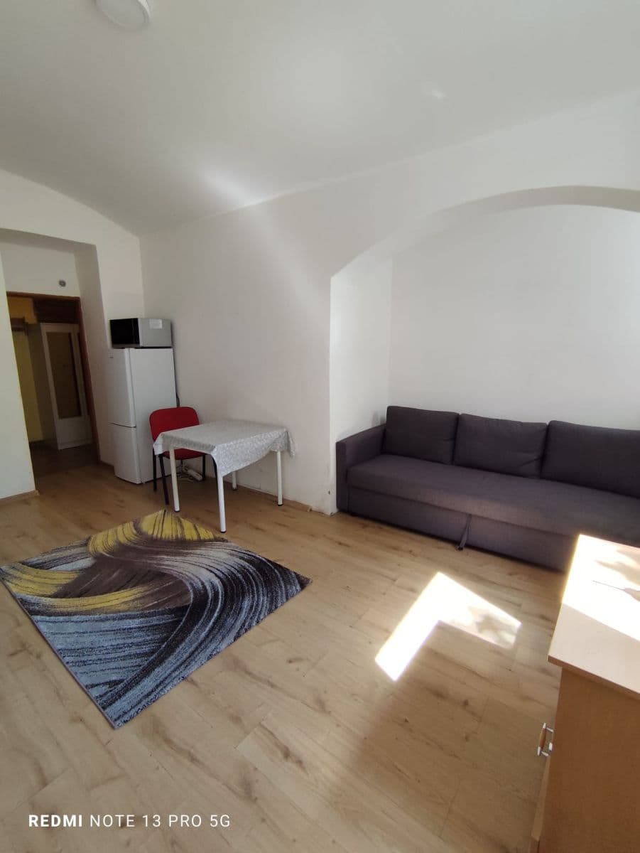 Studio flat to rent, 26 m², Holandská, Prague, Prague Studio flat to rent, 26 m², Holandská, Prague, Prague