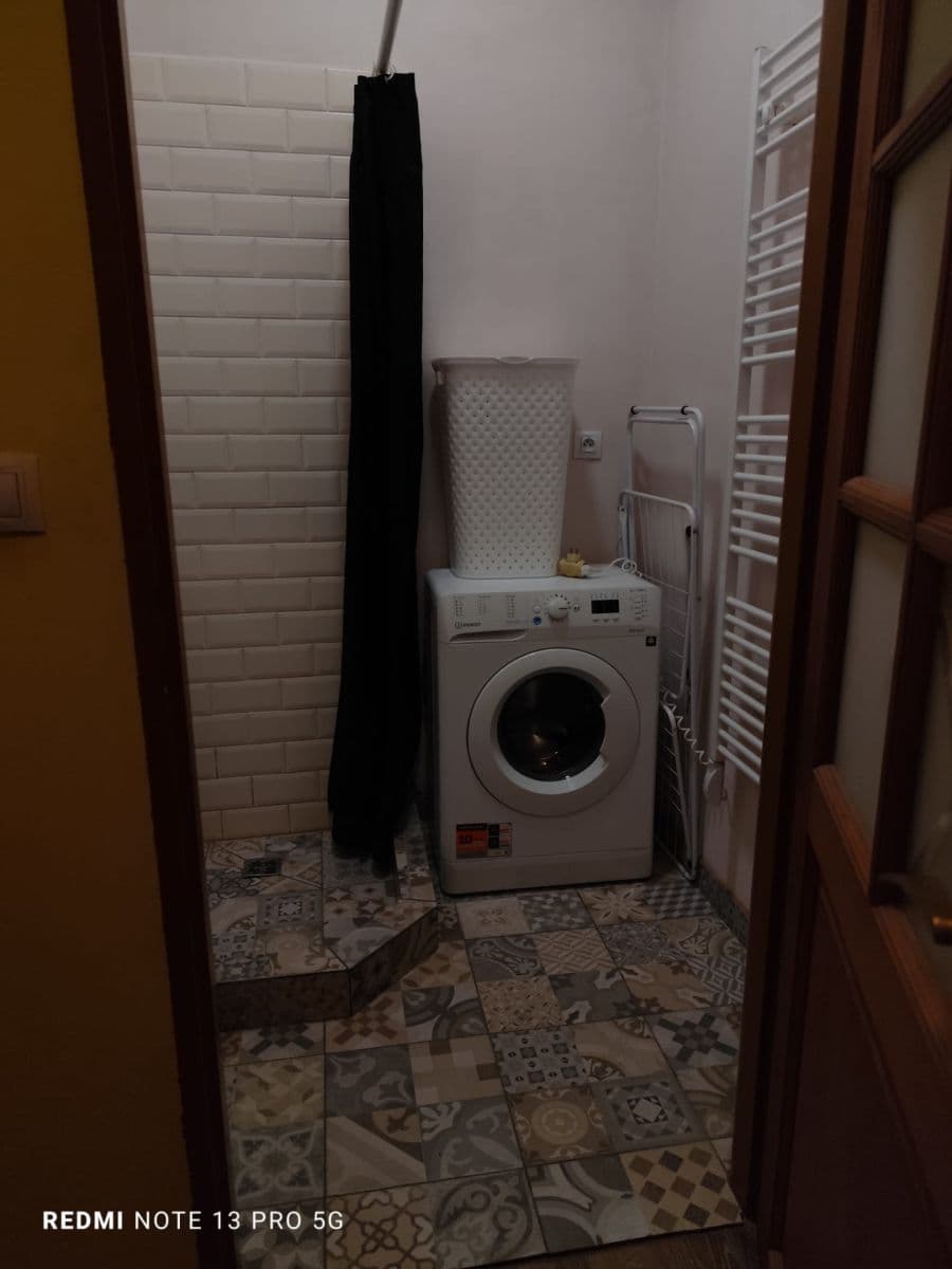 Studio flat to rent, 26 m², Holandská, Prague, Prague Studio flat to rent, 26 m², Holandská, Prague, Prague
