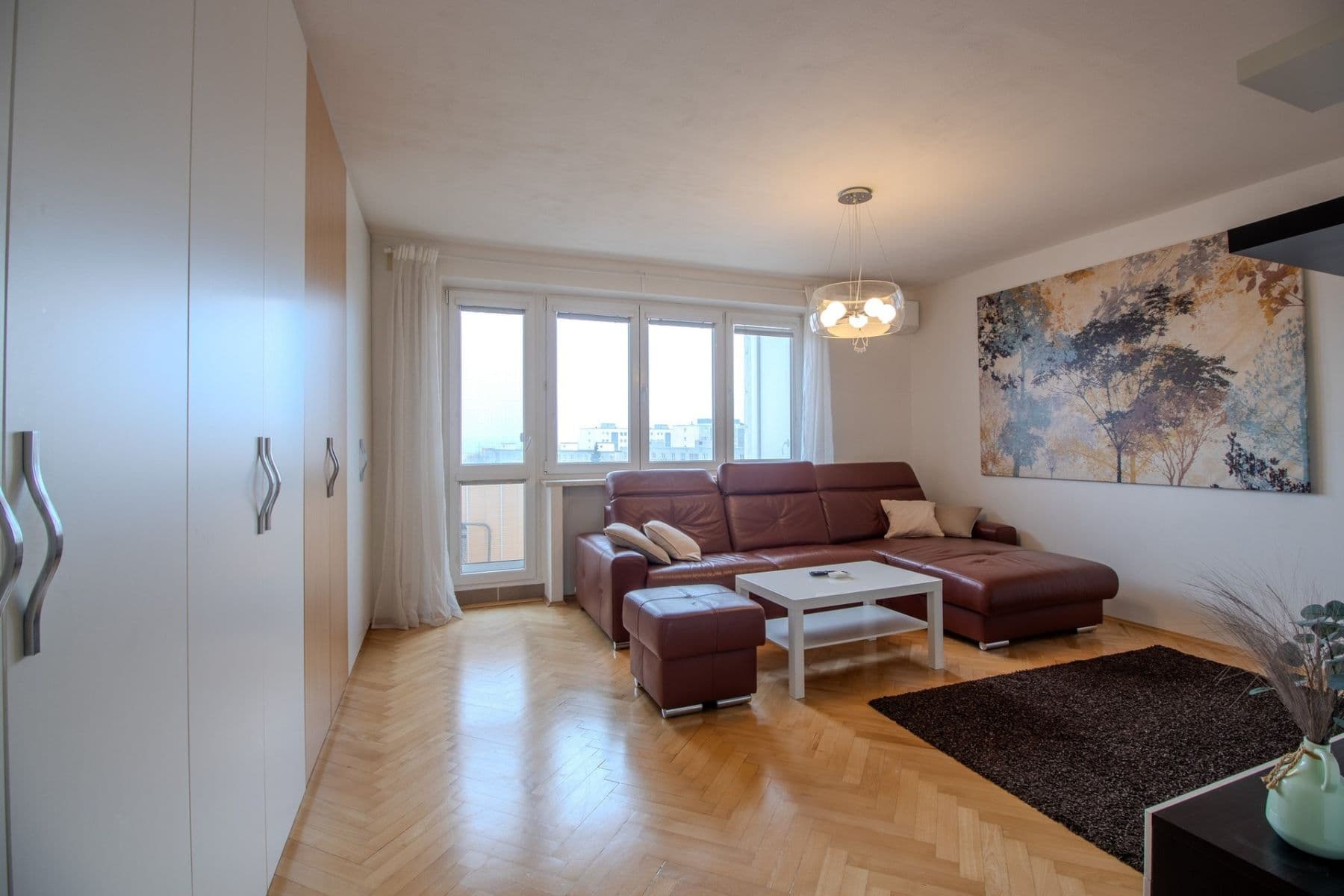 2 bedroom with open-plan kitchen flat to rent, 73 m², Měchenická, Prague, Prague 2 bedroom with open-plan kitchen flat to rent, 73 m², Měchenická, Prague, Prague