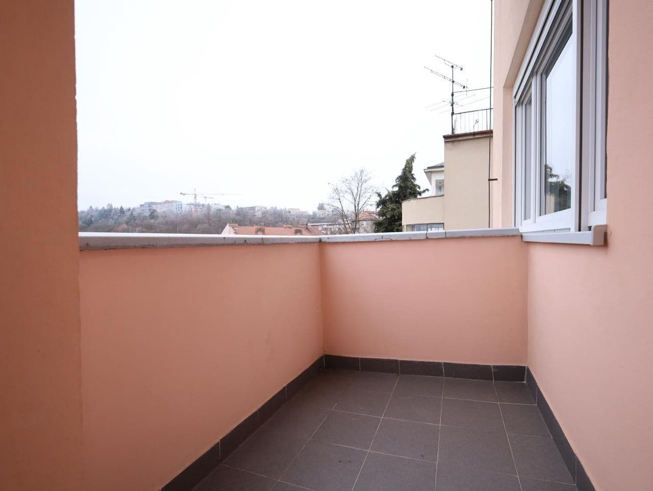 2 bedroom with open-plan kitchen flat to rent, 80 m², Pellicova, Brno, Jihomoravský Region 2 bedroom with open-plan kitchen flat to rent, 80 m², Pellicova, Brno, Jihomoravský Region