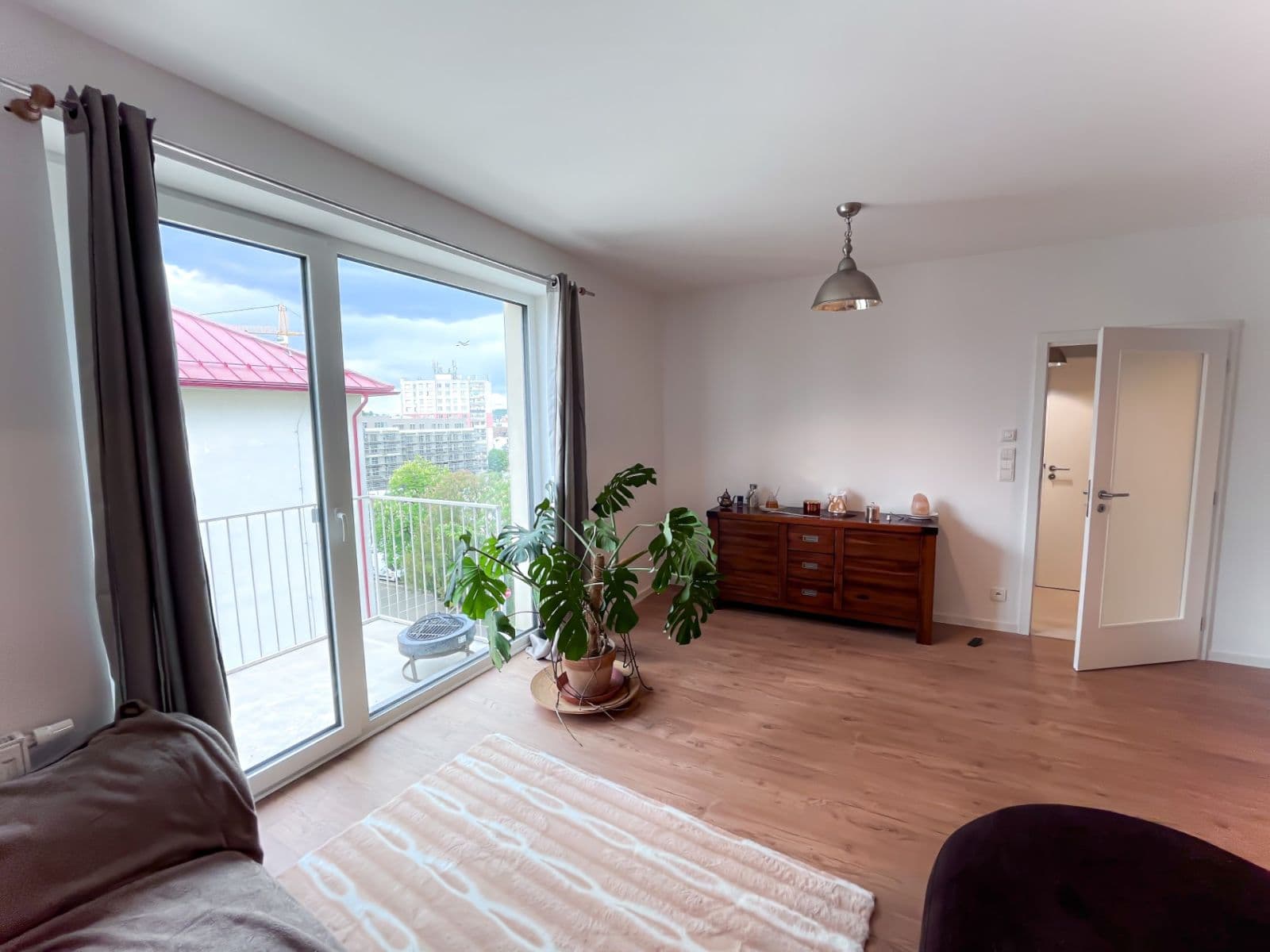 2 bedroom with open-plan kitchen flat to rent, 83 m², Dukelská, Benešov, Středočeský Region 2 bedroom with open-plan kitchen flat to rent, 83 m², Dukelská, Benešov, Středočeský Region