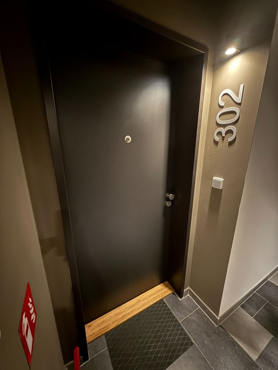 1 bedroom with open-plan kitchen flat to rent, 42 m², Thomasova, Prague, Prague 1 bedroom with open-plan kitchen flat to rent, 42 m², Thomasova, Prague, Prague