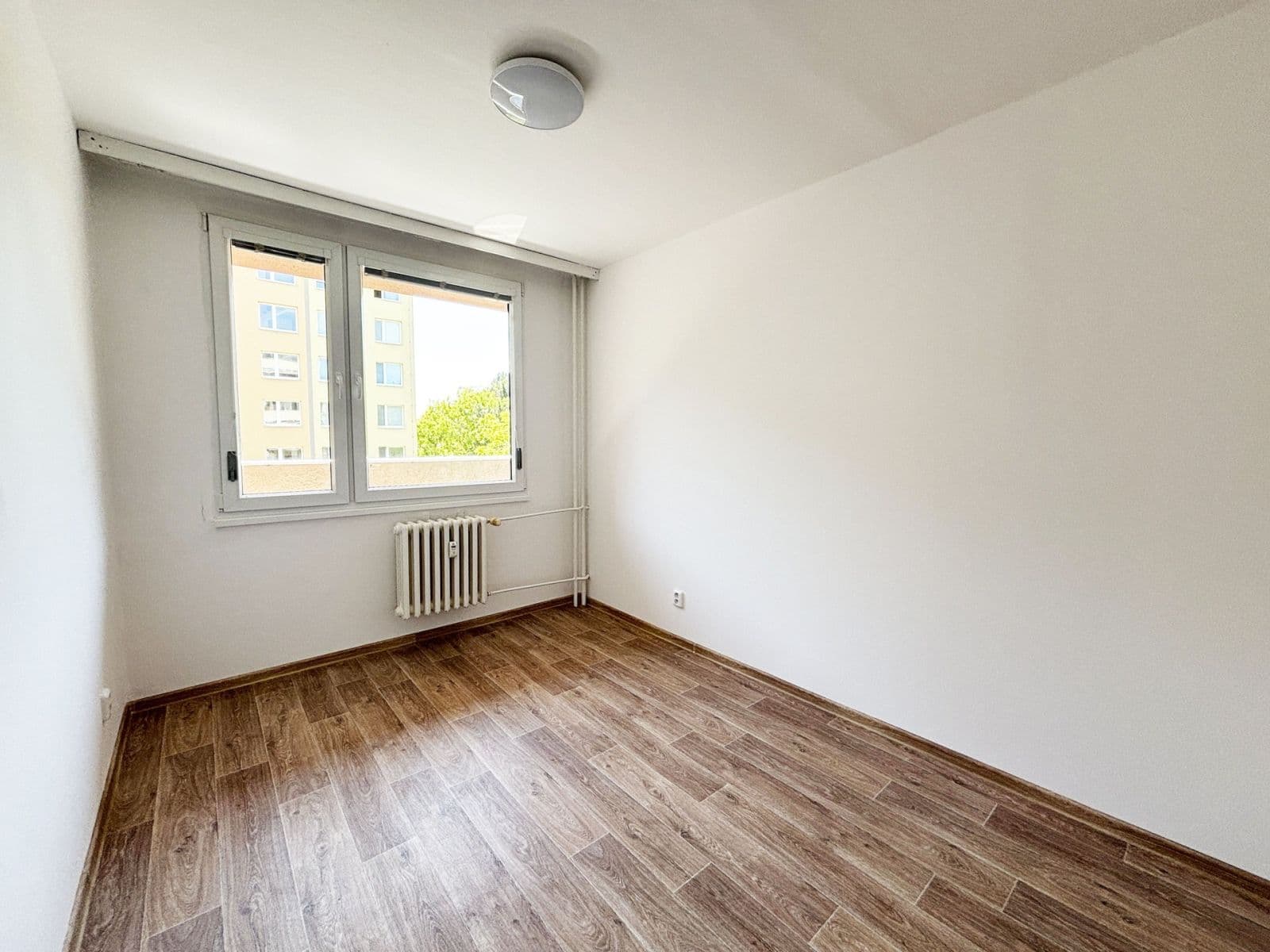 1 bedroom with open-plan kitchen flat to rent, 40 m², Tisovecká, Kolín, Středočeský Region 1 bedroom with open-plan kitchen flat to rent, 40 m², Tisovecká, Kolín, Středočeský Region