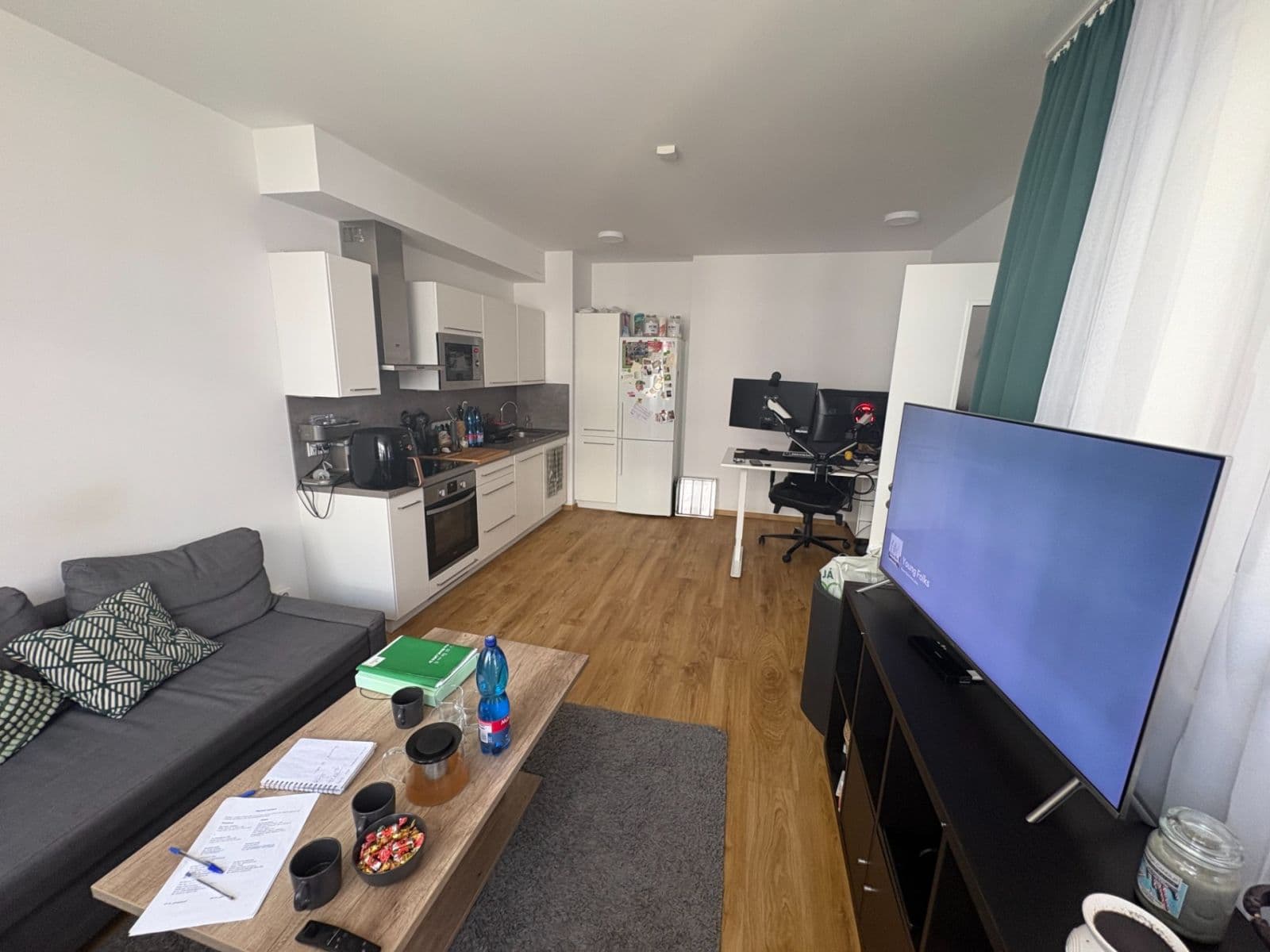 1 bedroom with open-plan kitchen flat to rent, 57 m², Medunova, Prague, Prague 1 bedroom with open-plan kitchen flat to rent, 57 m², Medunova, Prague, Prague