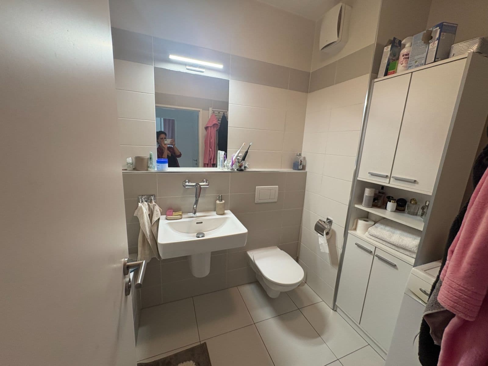 1 bedroom with open-plan kitchen flat to rent, 57 m², Medunova, Prague, Prague 1 bedroom with open-plan kitchen flat to rent, 57 m², Medunova, Prague, Prague