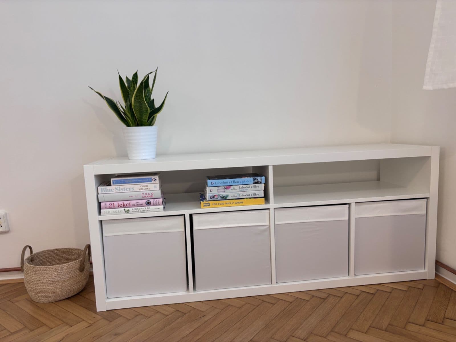 1 bedroom with open-plan kitchen flat to rent, 41 m², Madridská, Prague, Prague 1 bedroom with open-plan kitchen flat to rent, 41 m², Madridská, Prague, Prague