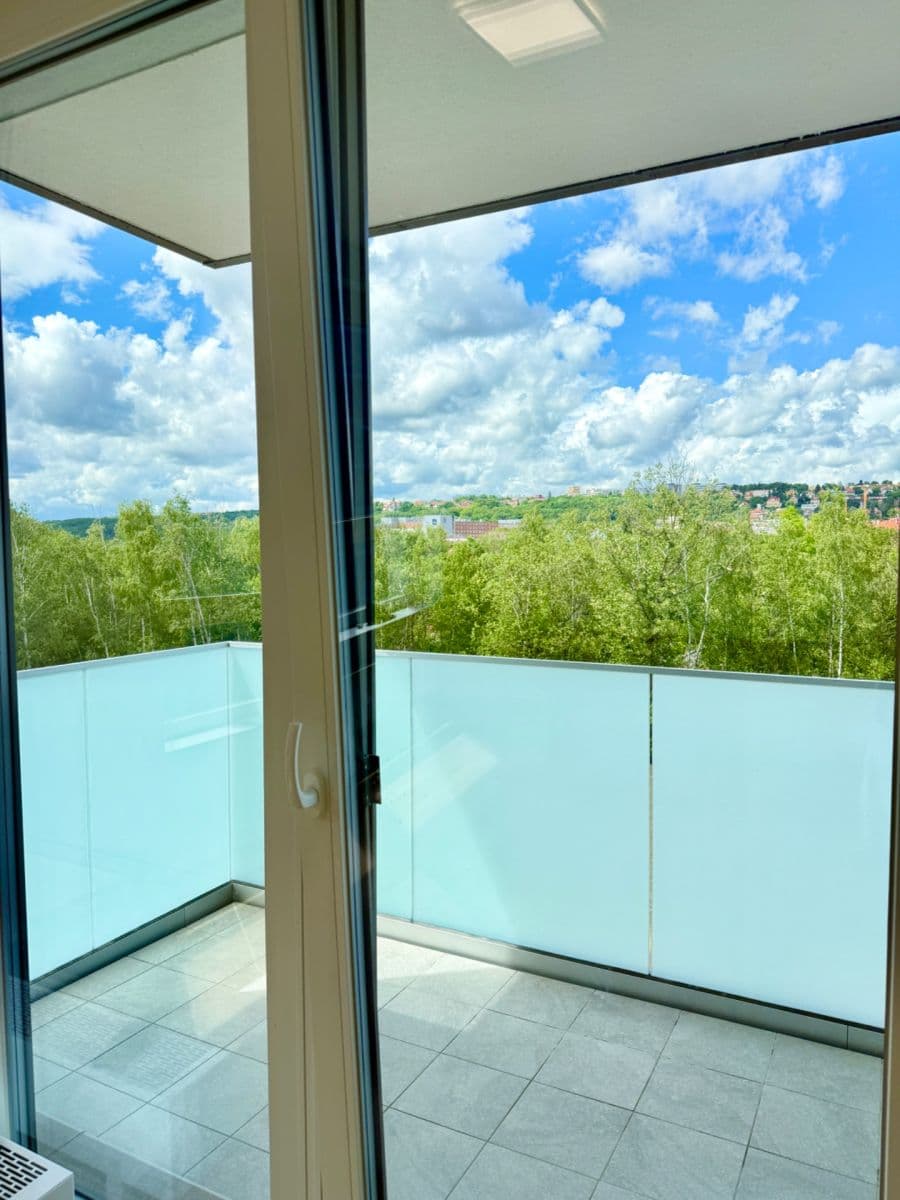 1 bedroom with open-plan kitchen flat to rent, 50 m², Pod Harfou, Prague, Prague 1 bedroom with open-plan kitchen flat to rent, 50 m², Pod Harfou, Prague, Prague