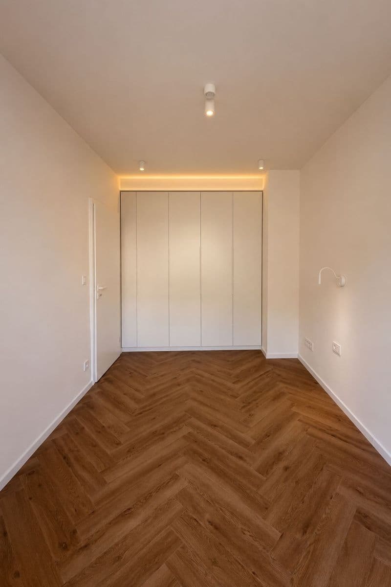 1 bedroom with open-plan kitchen flat to rent, 40 m², Branická, Prague, Prague 1 bedroom with open-plan kitchen flat to rent, 40 m², Branická, Prague, Prague