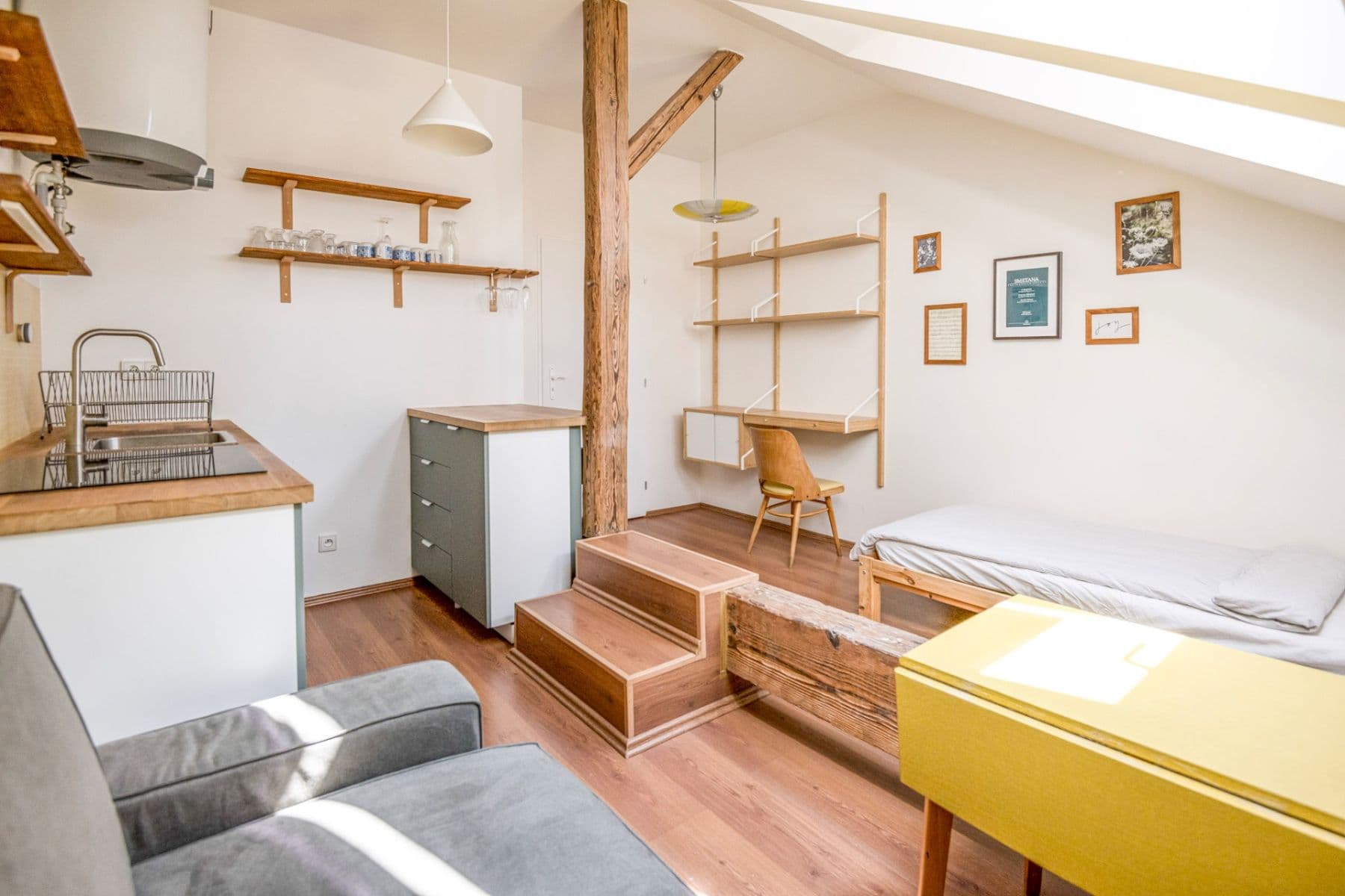 Studio flat to rent, 28 m², Legerova, Prague, Prague Studio flat to rent, 28 m², Legerova, Prague, Prague