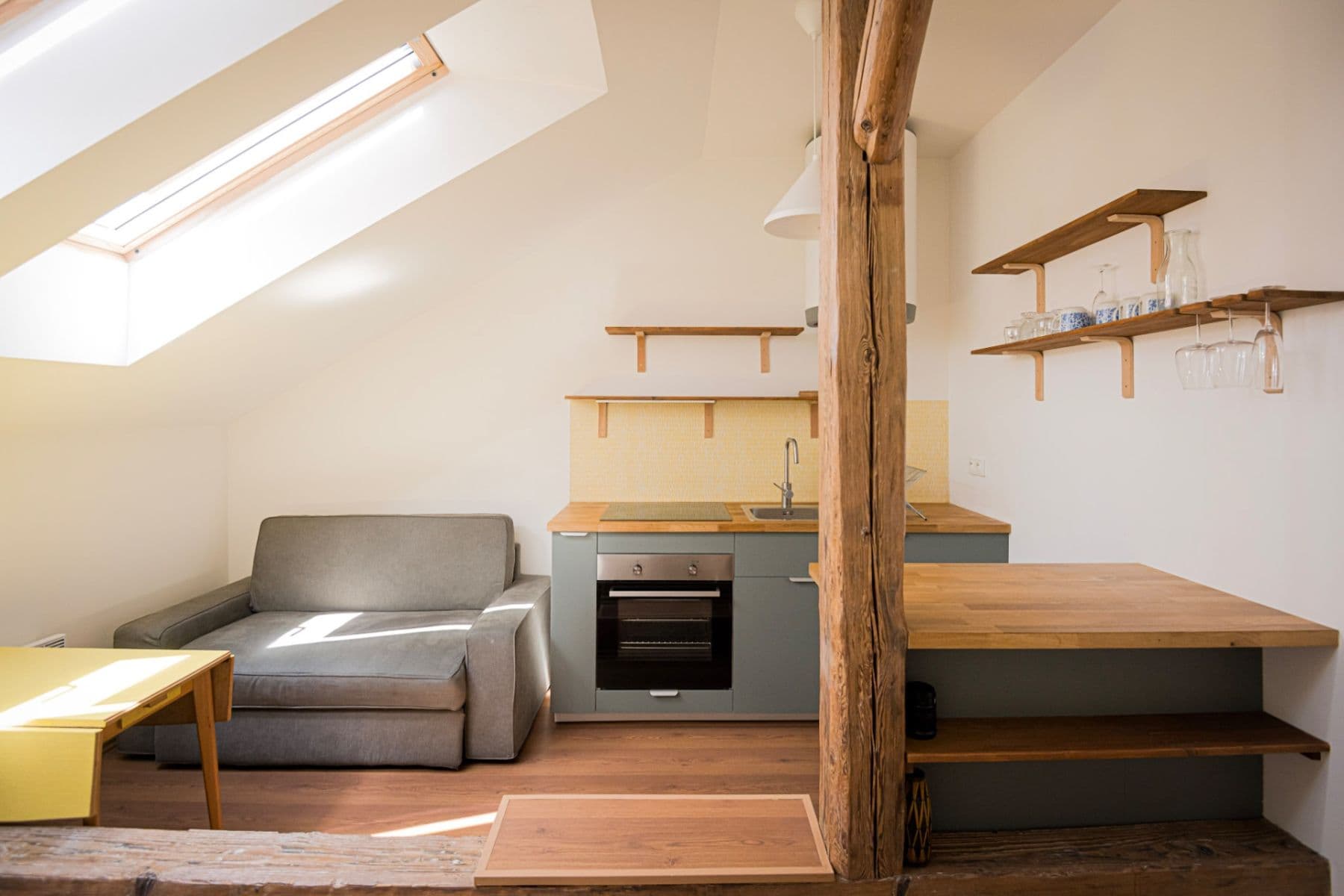 Studio flat to rent, 28 m², Legerova, Prague, Prague Studio flat to rent, 28 m², Legerova, Prague, Prague