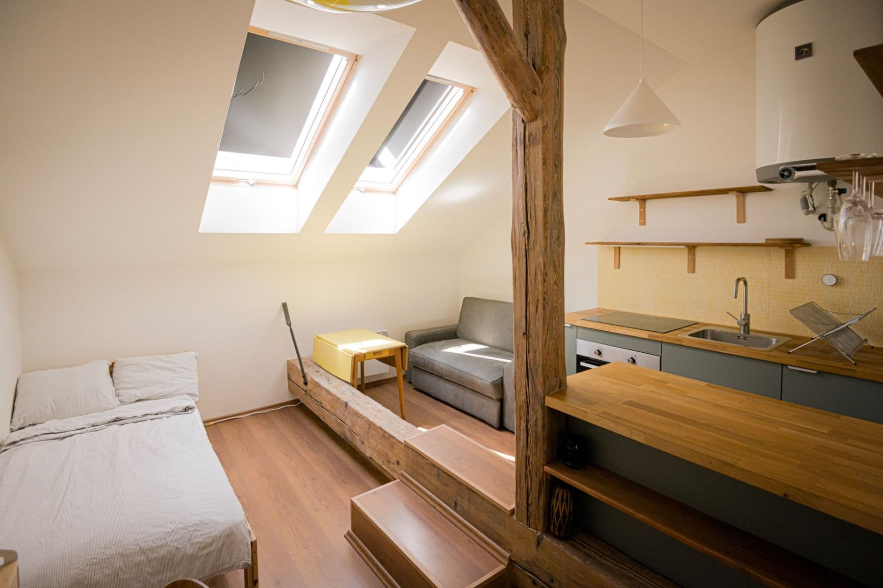 Studio flat to rent, 28 m², Legerova, Prague, Prague Studio flat to rent, 28 m², Legerova, Prague, Prague