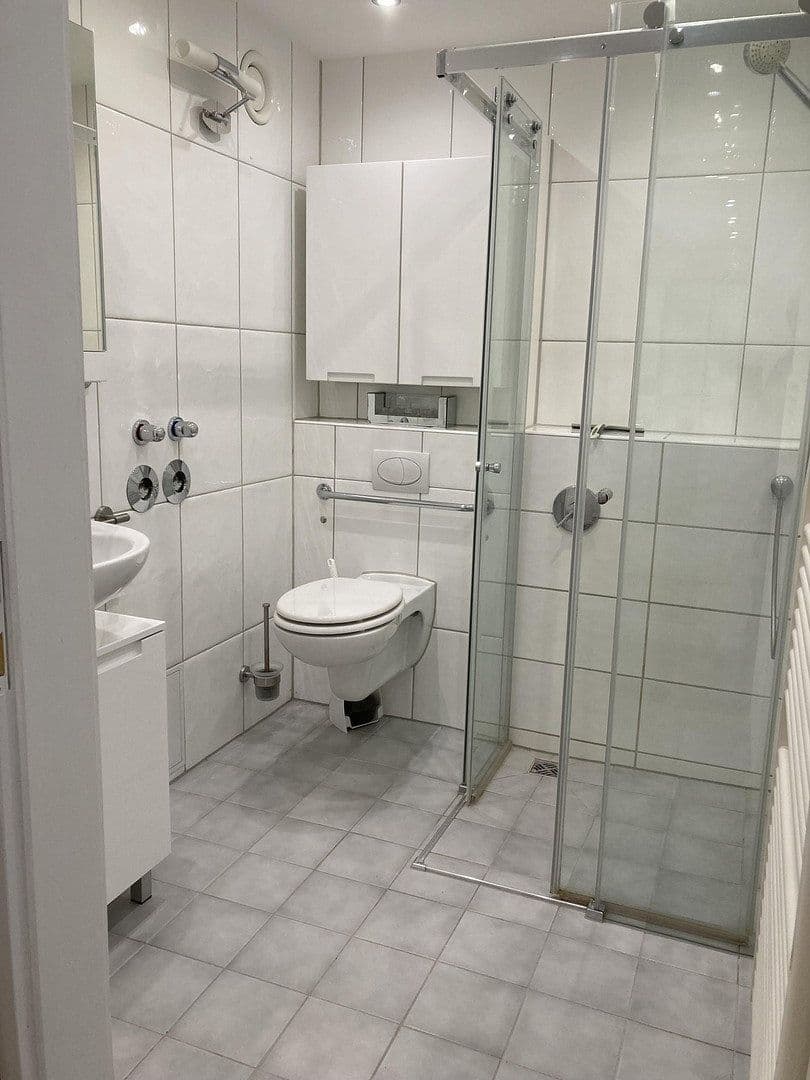Studio flat for sale, 48 m², Im Asemwald 4, Stuttgart, Baden-Württemberg Studio flat for sale, 48 m², Im Asemwald 4, Stuttgart, Baden-Württemberg