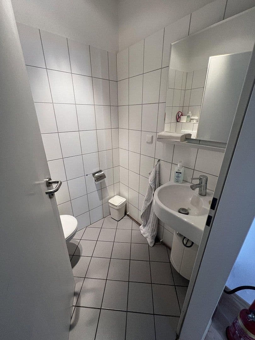 office to rent, 68 m², Lister Meile 42, Hanover, Lower Saxony office to rent, 68 m², Lister Meile 42, Hanover, Lower Saxony