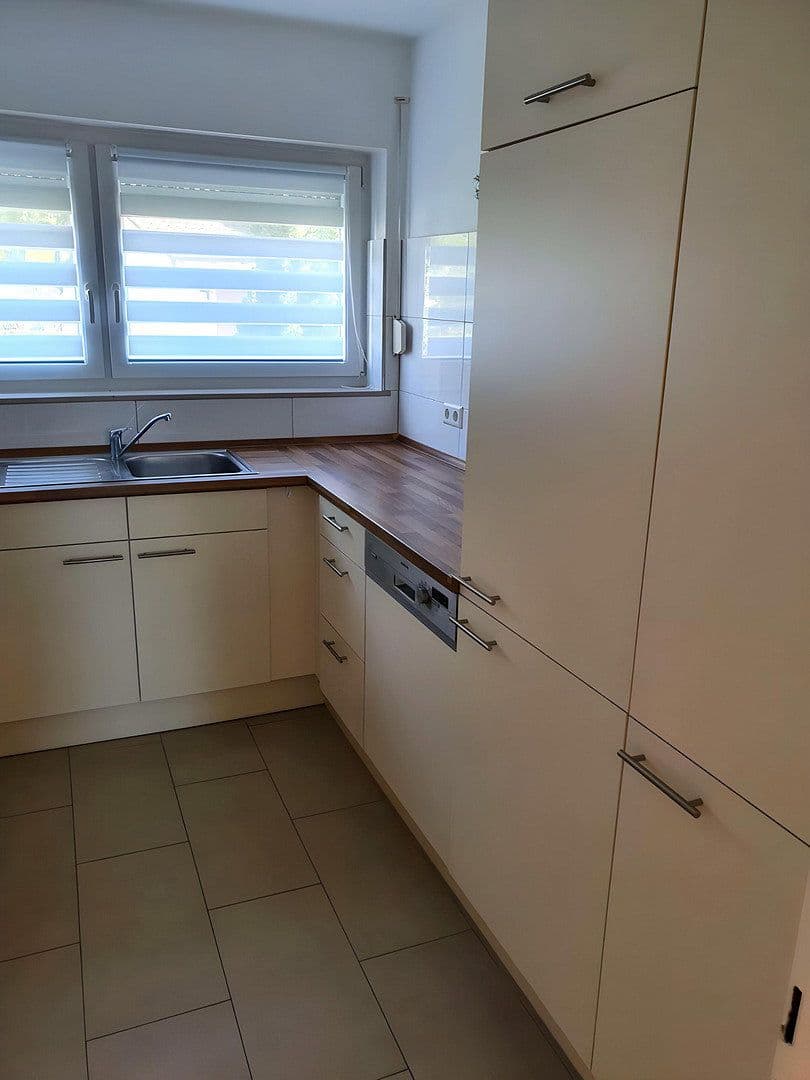 1 bedroom with open-plan kitchen flat to rent, 80 m², Usedomstraße 8, Stuttgart, Baden-Württemberg 1 bedroom with open-plan kitchen flat to rent, 80 m², Usedomstraße 8, Stuttgart, Baden-Württemberg
