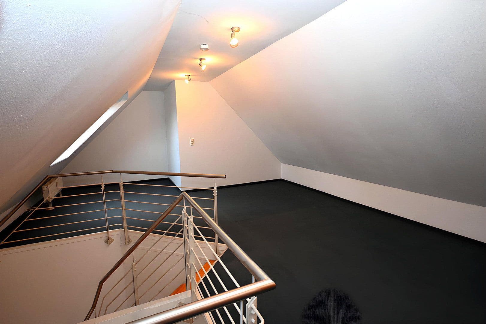 1 bedroom with open-plan kitchen flat to rent, 87 m², Helstorfer Straße 29, Hanover, Lower Saxony 1 bedroom with open-plan kitchen flat to rent, 87 m², Helstorfer Straße 29, Hanover, Lower Saxony