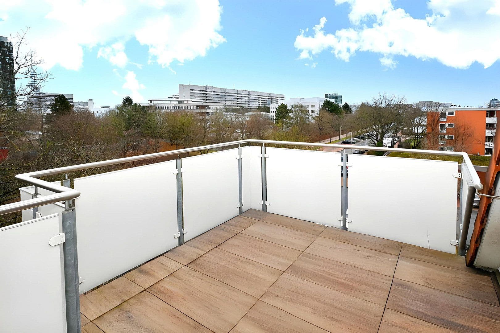 1 bedroom with open-plan kitchen flat to rent, 87 m², Helstorfer Straße 29, Hanover, Lower Saxony 1 bedroom with open-plan kitchen flat to rent, 87 m², Helstorfer Straße 29, Hanover, Lower Saxony