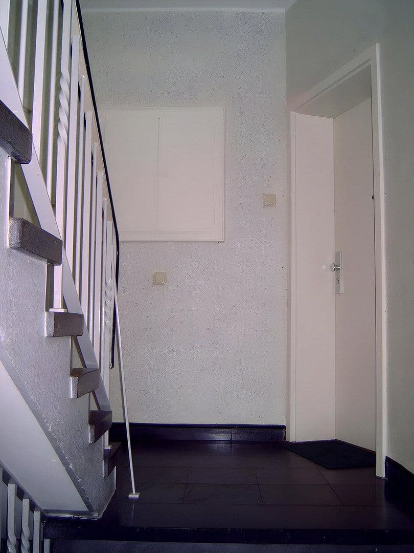 2 bedroom with open-plan kitchen flat to rent, 73 m², Hermannshöhe 24, Bochum, North Rhine-Westphalia 2 bedroom with open-plan kitchen flat to rent, 73 m², Hermannshöhe 24, Bochum, North Rhine-Westphalia