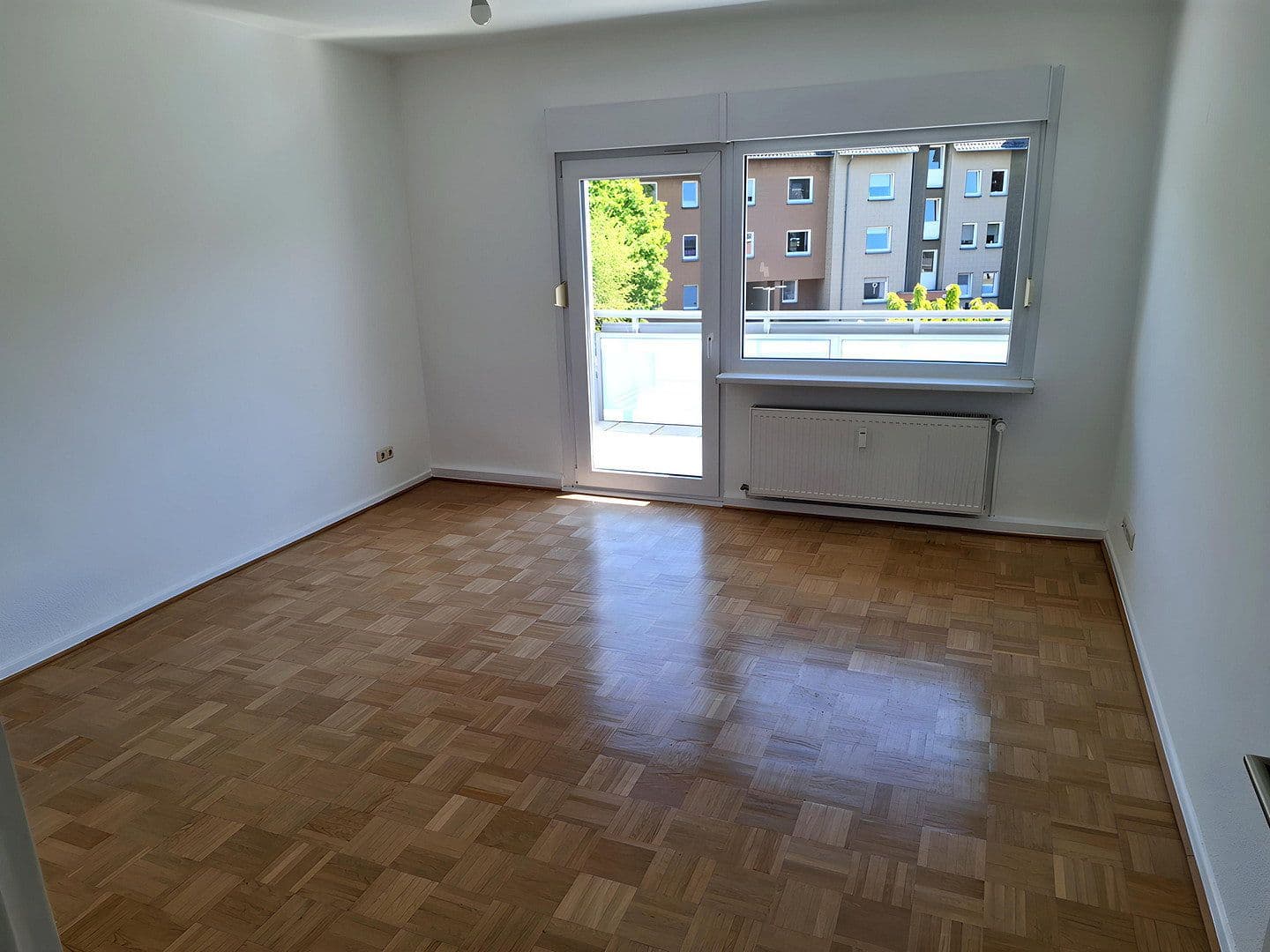 2 bedroom with open-plan kitchen flat to rent, 73 m², Hermannshöhe 24, Bochum, North Rhine-Westphalia 2 bedroom with open-plan kitchen flat to rent, 73 m², Hermannshöhe 24, Bochum, North Rhine-Westphalia