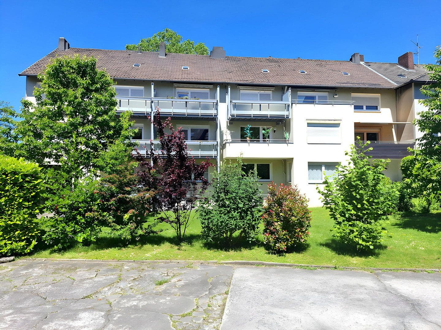 2 bedroom with open-plan kitchen flat to rent, 73 m², Hermannshöhe 24, Bochum, North Rhine-Westphalia 2 bedroom with open-plan kitchen flat to rent, 73 m², Hermannshöhe 24, Bochum, North Rhine-Westphalia