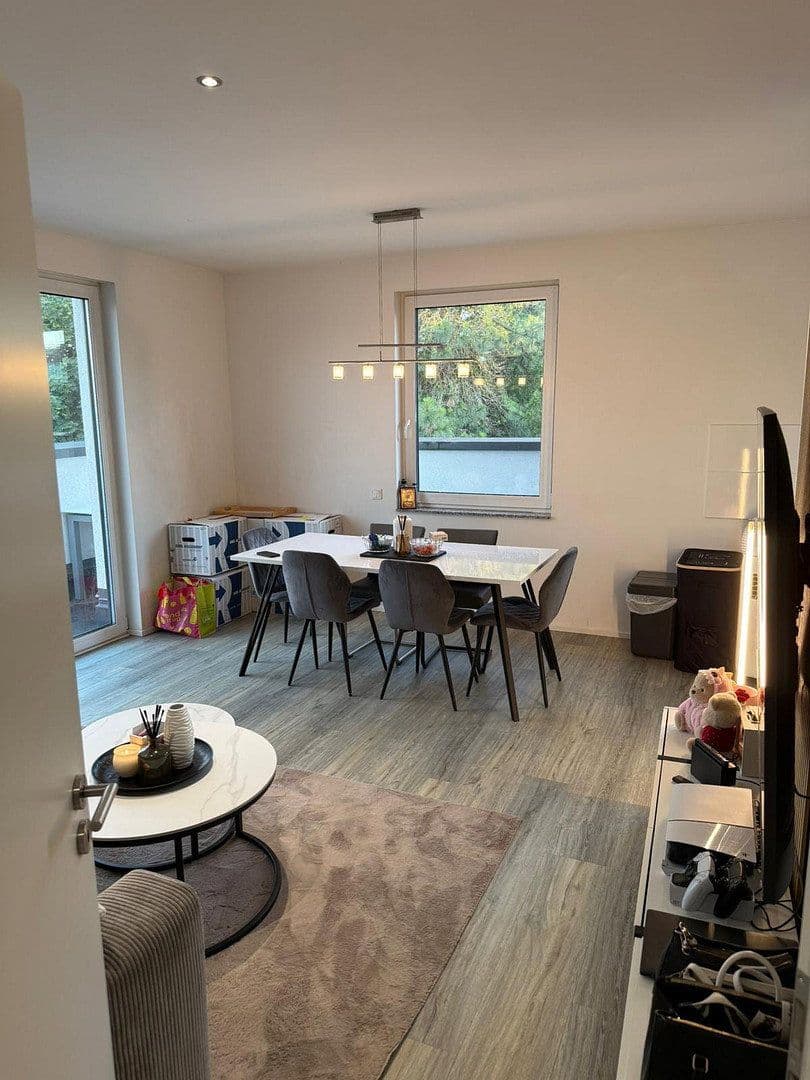 2 bedroom flat to rent, 58 m², Markusstr. 17a, Niederkassel, North Rhine-Westphalia 2 bedroom flat to rent, 58 m², Markusstr. 17a, Niederkassel, North Rhine-Westphalia
