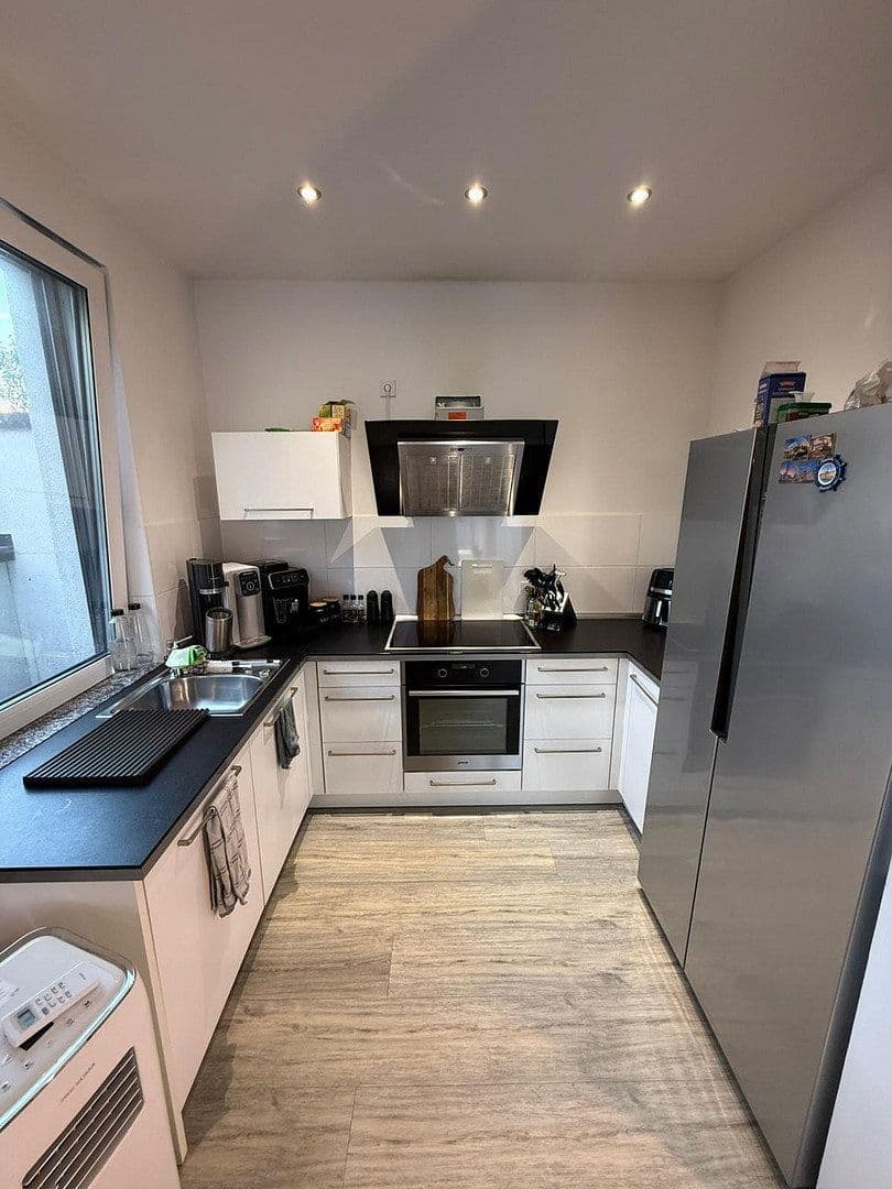 2 bedroom flat to rent, 58 m², Markusstr. 17a, Niederkassel, North Rhine-Westphalia 2 bedroom flat to rent, 58 m², Markusstr. 17a, Niederkassel, North Rhine-Westphalia