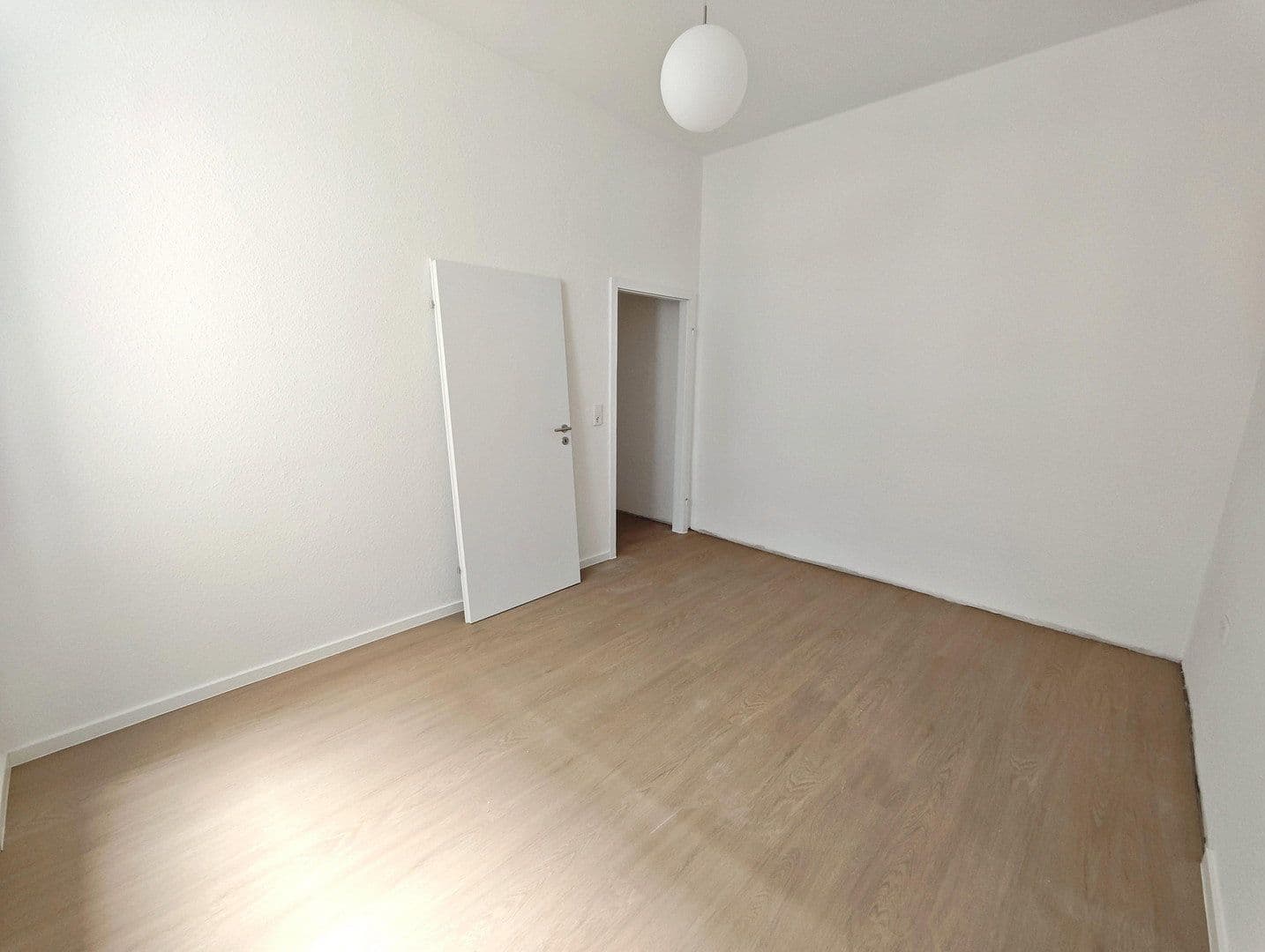 2 bedroom with open-plan kitchen flat to rent, 84 m², Augartenstraße 17, Mannheim, Baden-Württemberg 2 bedroom with open-plan kitchen flat to rent, 84 m², Augartenstraße 17, Mannheim, Baden-Württemberg