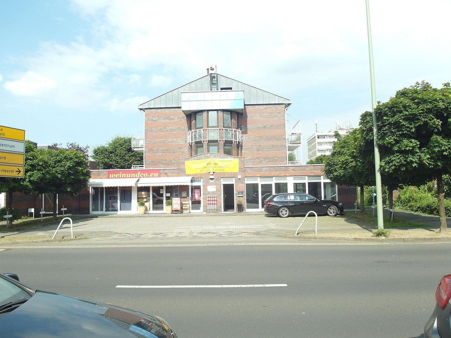 office to rent, 180 m², Neusser Straße 26, Meerbusch, North Rhine-Westphalia office to rent, 180 m², Neusser Straße 26, Meerbusch, North Rhine-Westphalia